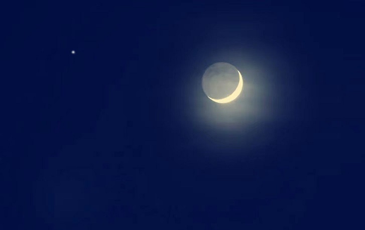 1682276458167045.jpg 0423金星伴月3.jpg